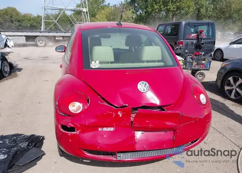 2009 Volkswagen New Beetle 2.5L из США, поврежденный, VIN 3VWRW31C59M514708